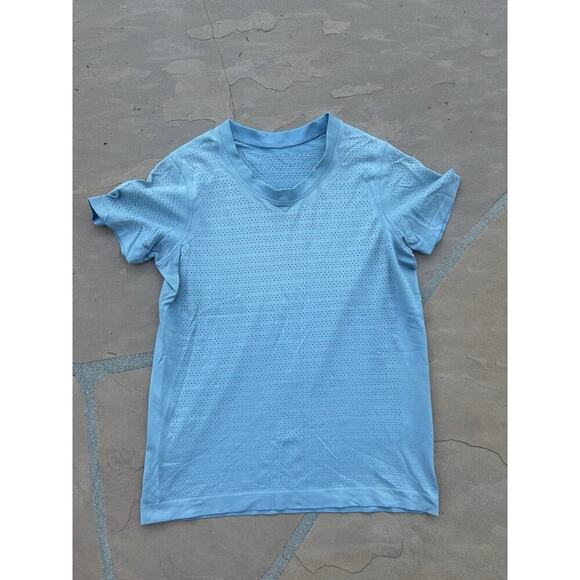 Lululemon Breeze By Short Sleeve Squad Cascade Blue Size M Women’s - Picture 1 of 5